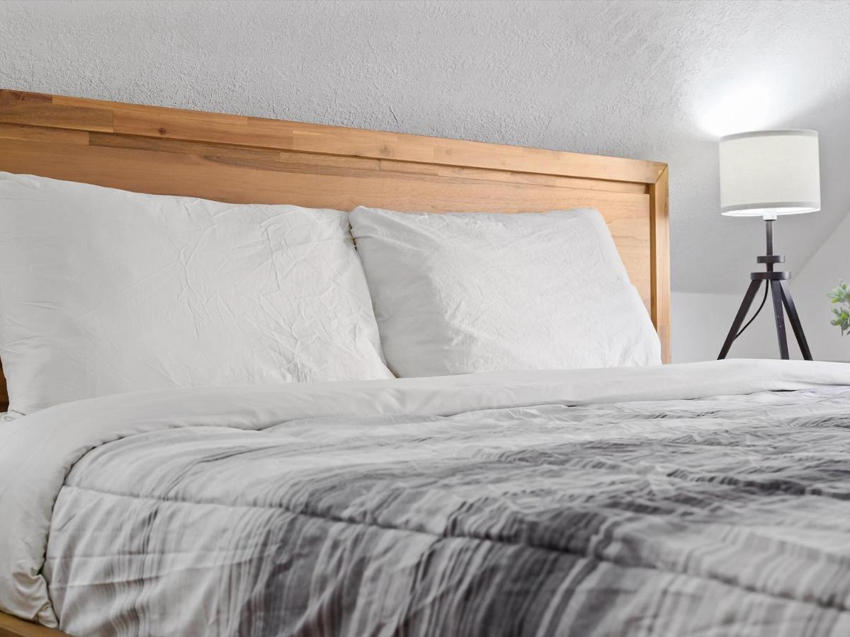 Bloomfield/shadyside @k Spacious & Unique Private Bedroom With Shared Bathroom