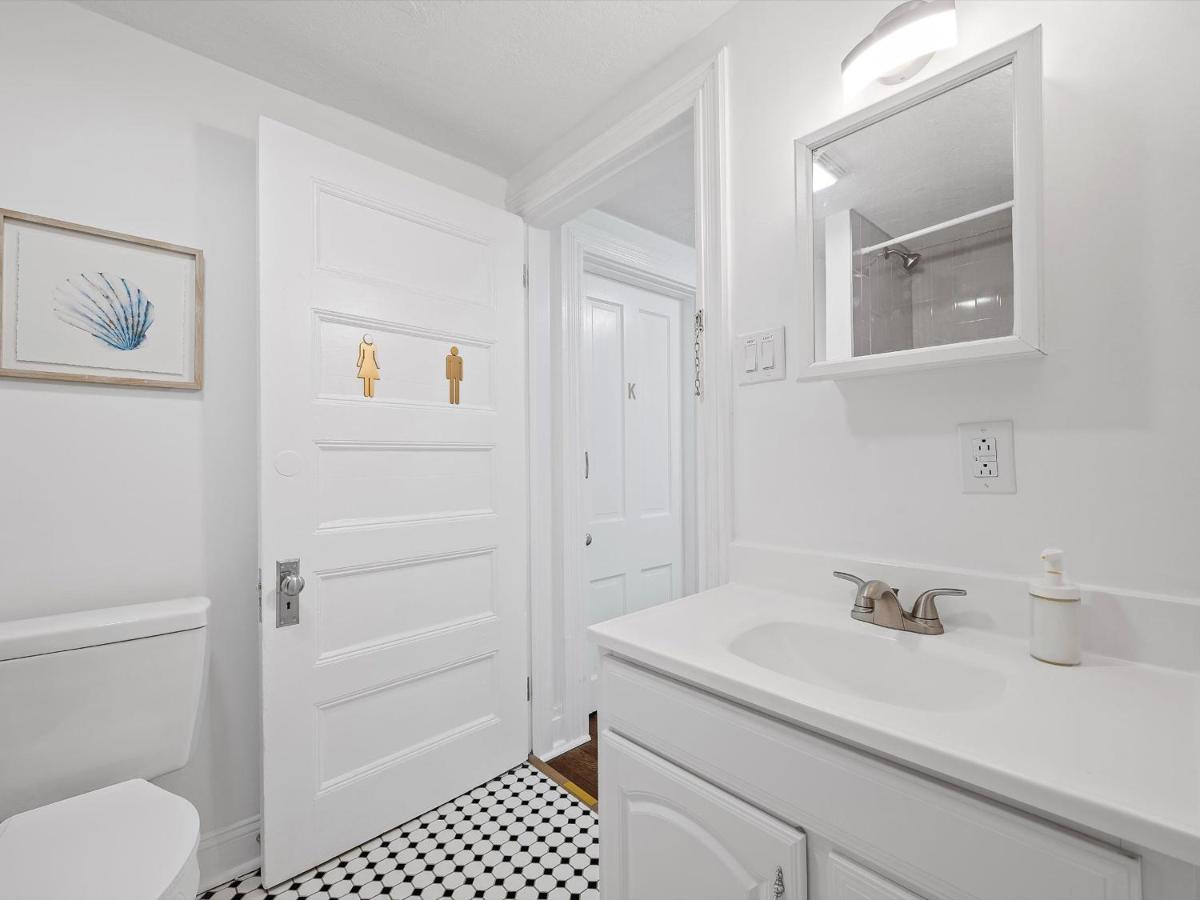 Bloomfield/shadyside @k Spacious & Unique Private Bedroom With Shared Bathroom Pittsburgh