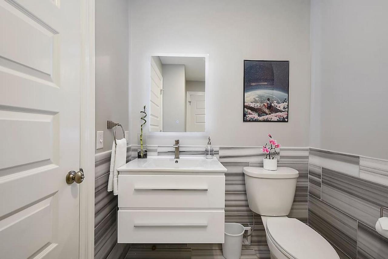 Hostwise - The Washington At Chatham - Park Free, Gym, More! Apartment Pittsburgh