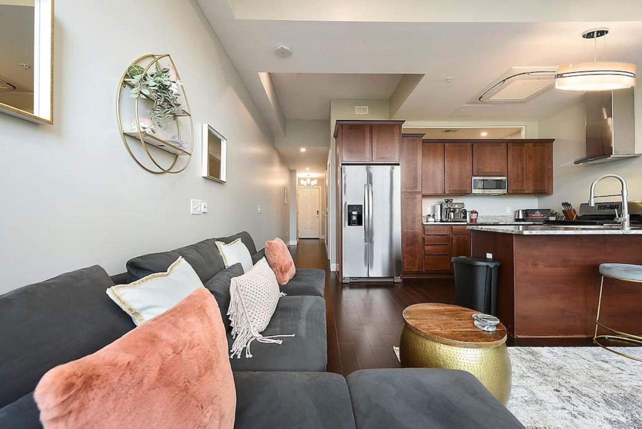 Hostwise - The Washington At Chatham - Park Free, Gym, More! Pittsburgh