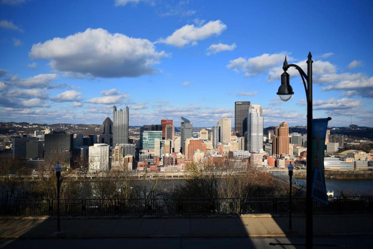 Apartment Hostwise - Grandview Balcony With Stunning Skyline Views