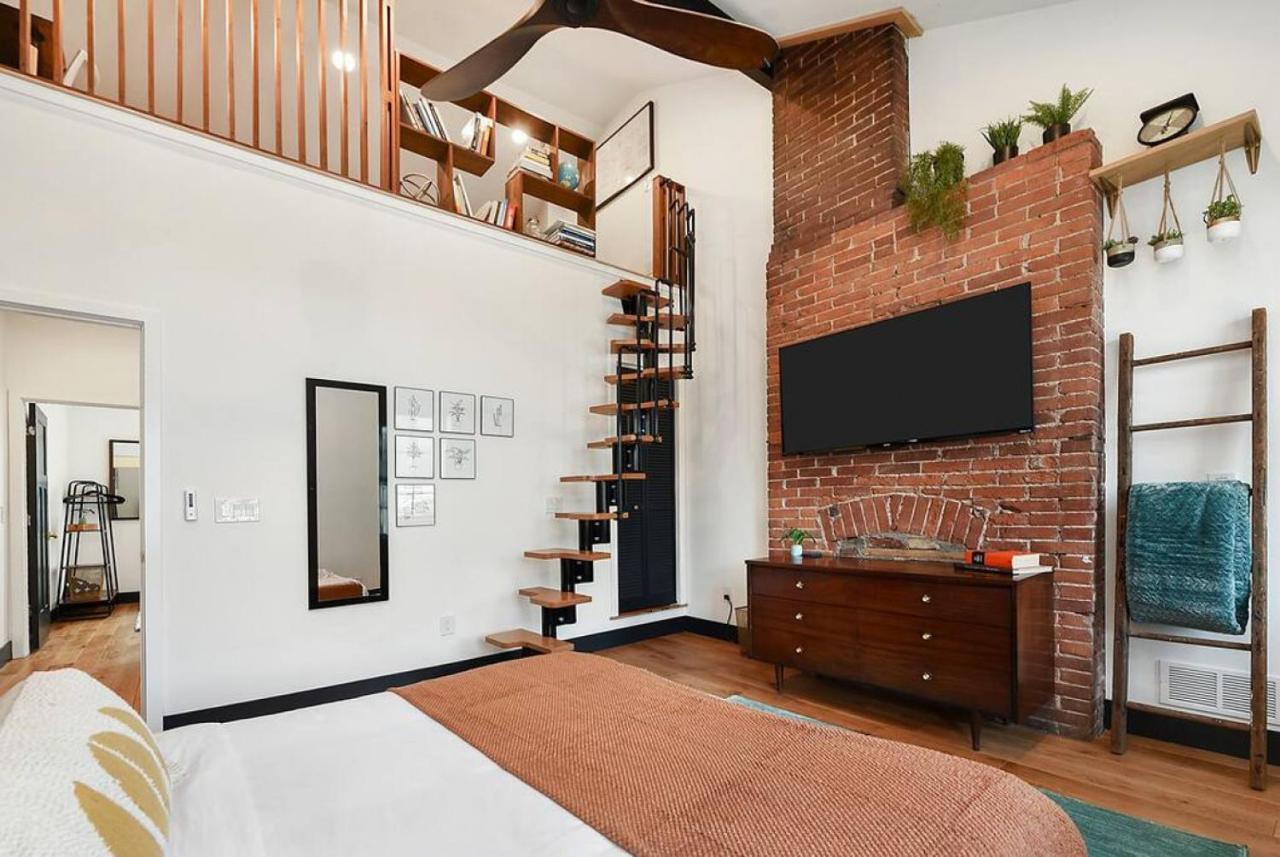 Holiday home Hostwise - The Lodi - Lower Lawrenceville, Beautiful!