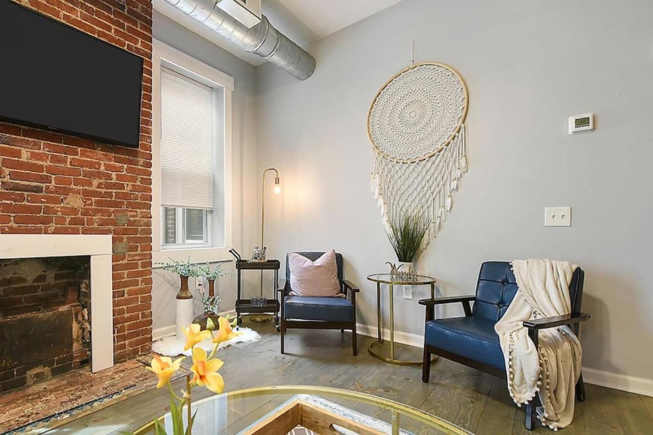 Hostwise - The 1 - Patio, Free Street Parking
