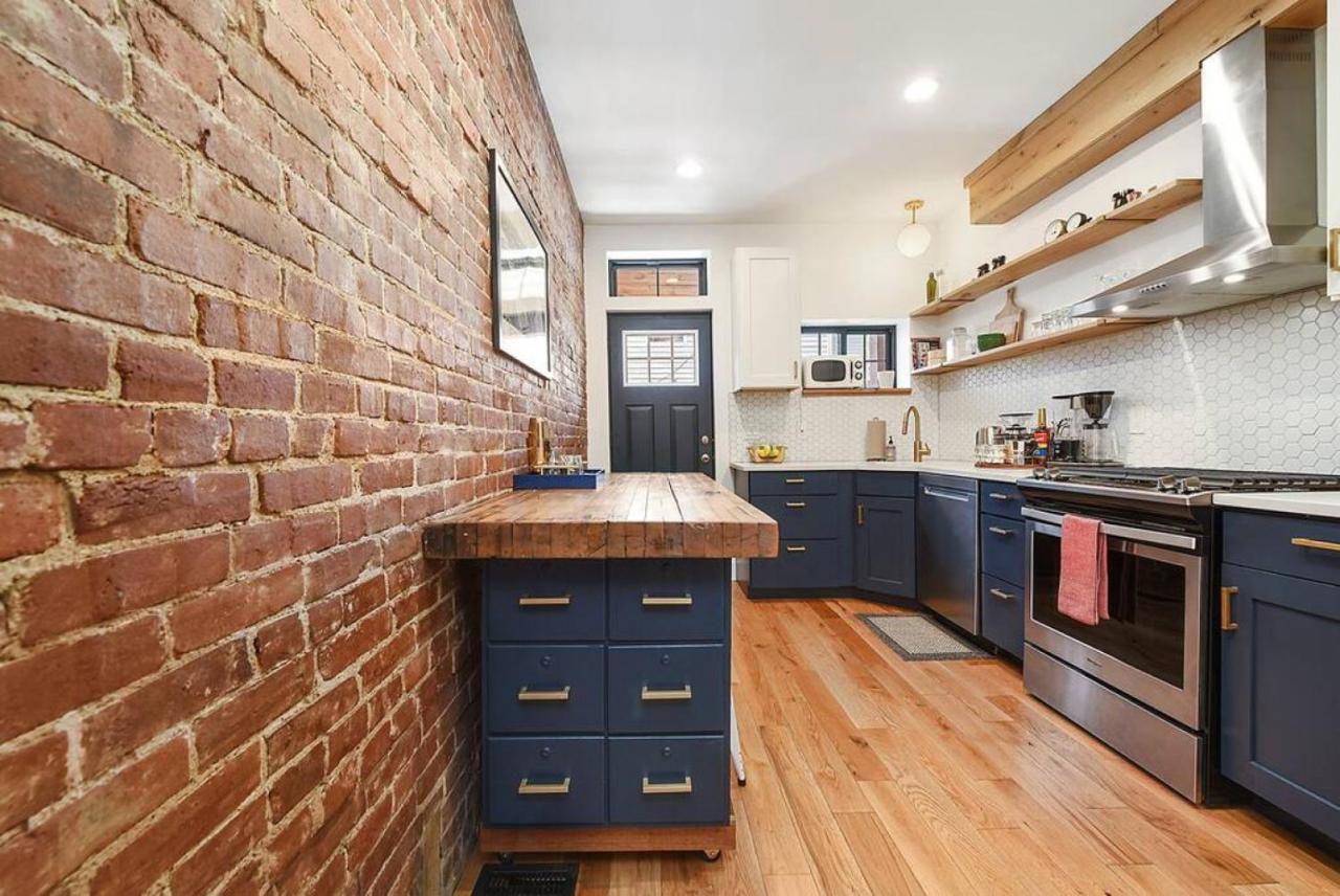 Hostwise - The Lodi - Lower Lawrenceville, Beautiful! Holiday home *