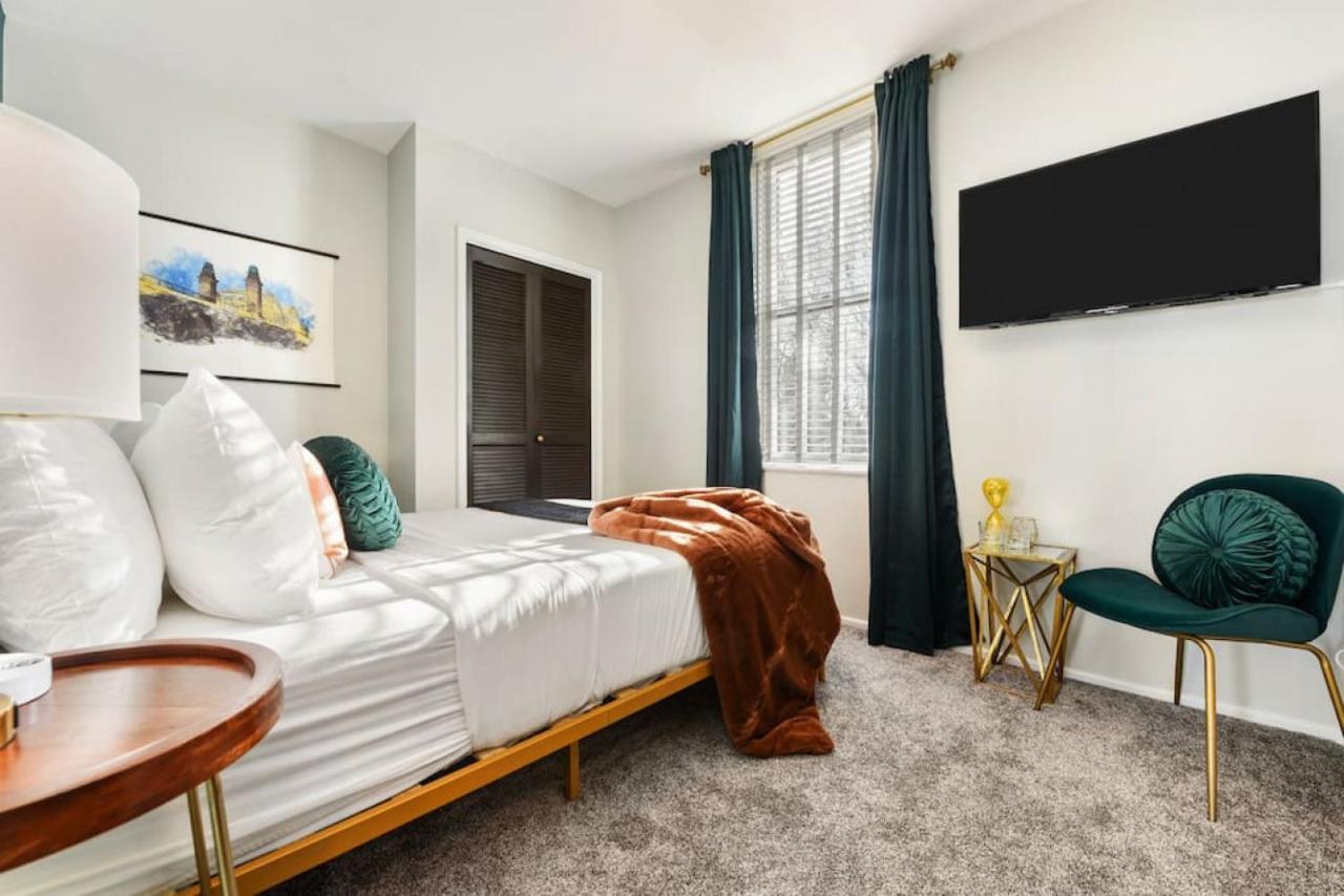 Hostwise - Grandview Balcony With Stunning Skyline Views Apartment
