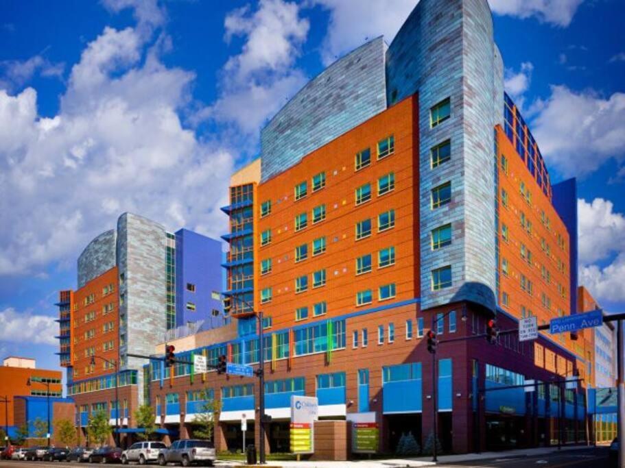 King Bed / Free Parking / Arcade / Bbq / Patio Pittsburgh