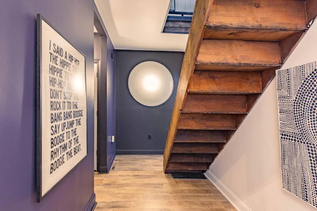 King Bed / Free Parking / Bbq / Fire Pit / Arcade Holiday home Pittsburgh