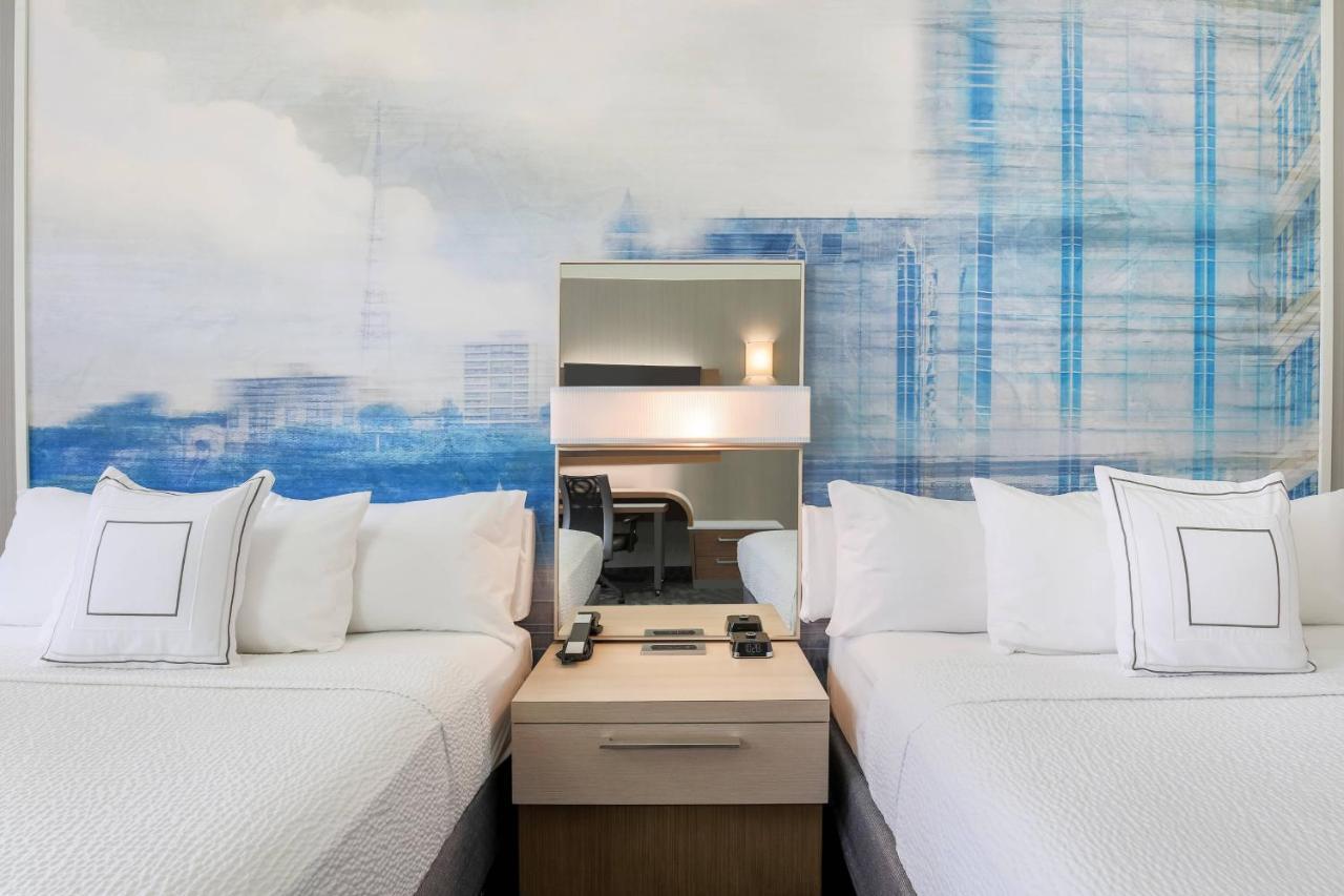 Hotel Courtyard By Marriott Downtown 4*