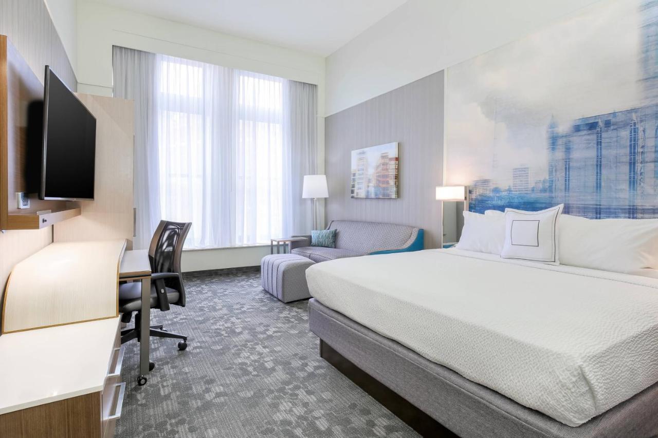 Courtyard By Marriott Downtown Hotel 4*
