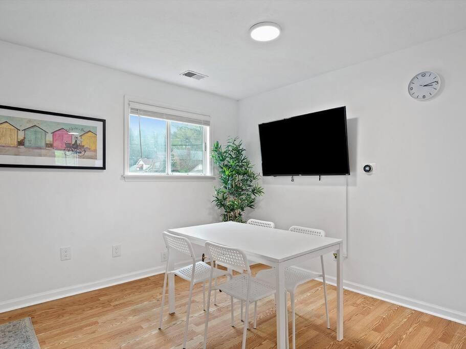 Bright, Quiet And Modern 1bdr In Millvale, Lawrenceville