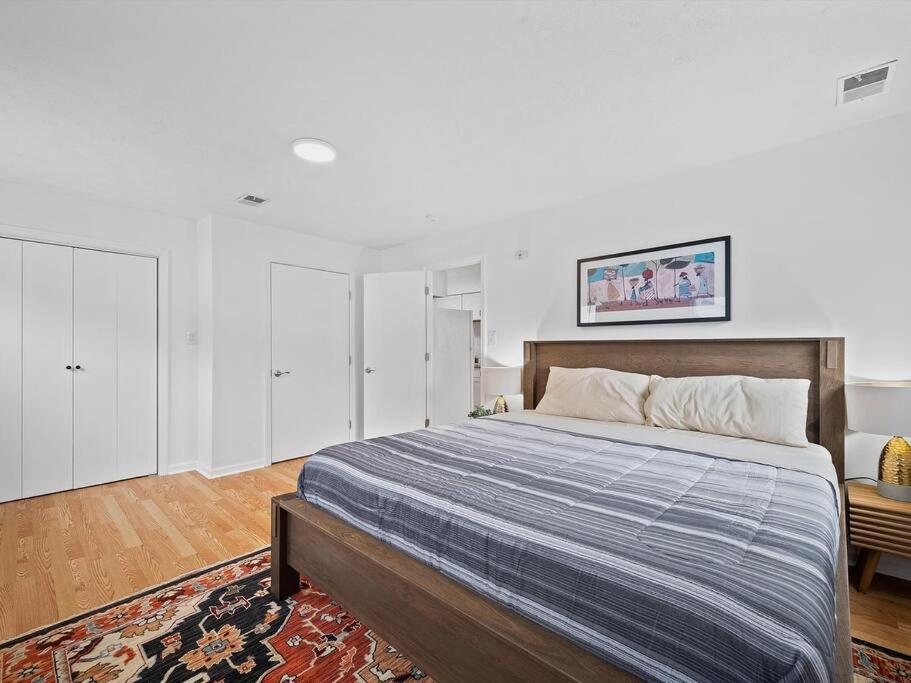 Bright, Quiet And Modern 1bdr In Millvale, Lawrenceville Apartment Pittsburgh