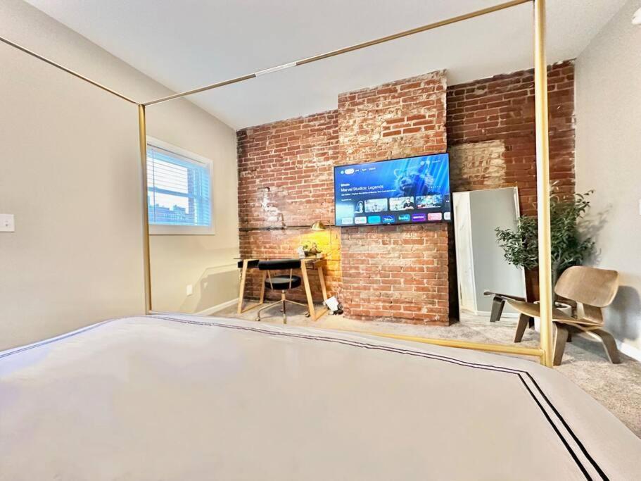 Apartment The Heinz North Shore By Luxe Pgh *