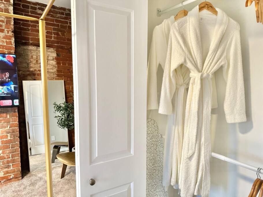 The Heinz North Shore By Luxe Pgh Apartment Pittsburgh
