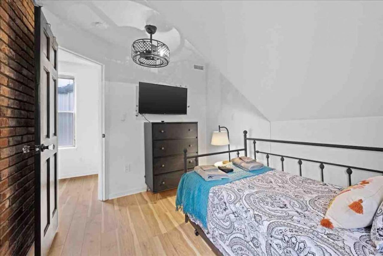 Stunning Views From Stylish 3-bedroom Ferienhaus *