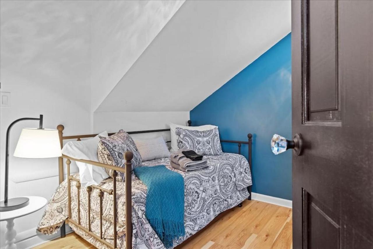 Ferienhaus Stunning Views From Stylish 3-bedroom
