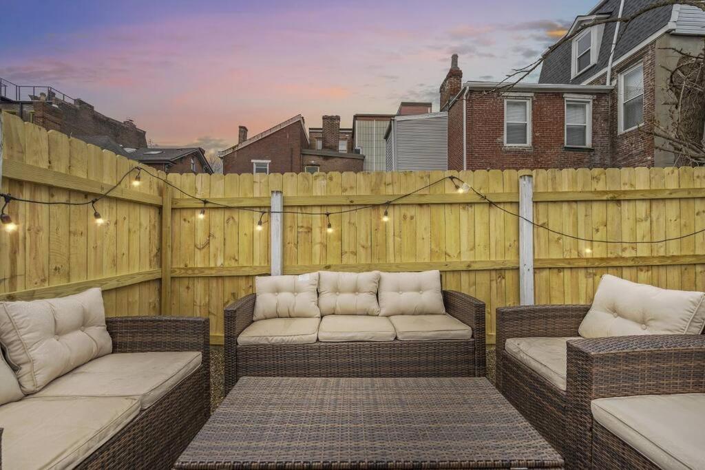 New! High-end Manchester W/ A Hot Tub Pittsburgh