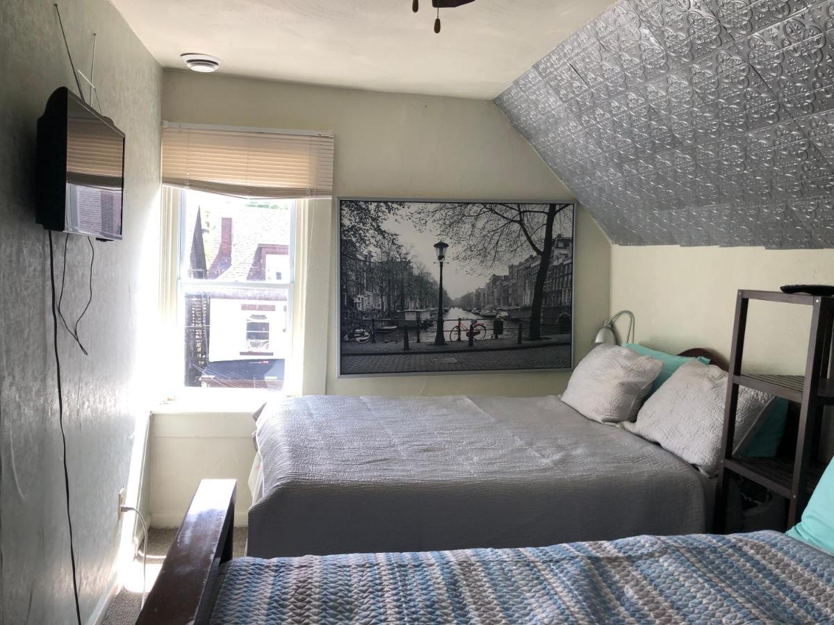 Guest house Highland Park Pittsburgh
