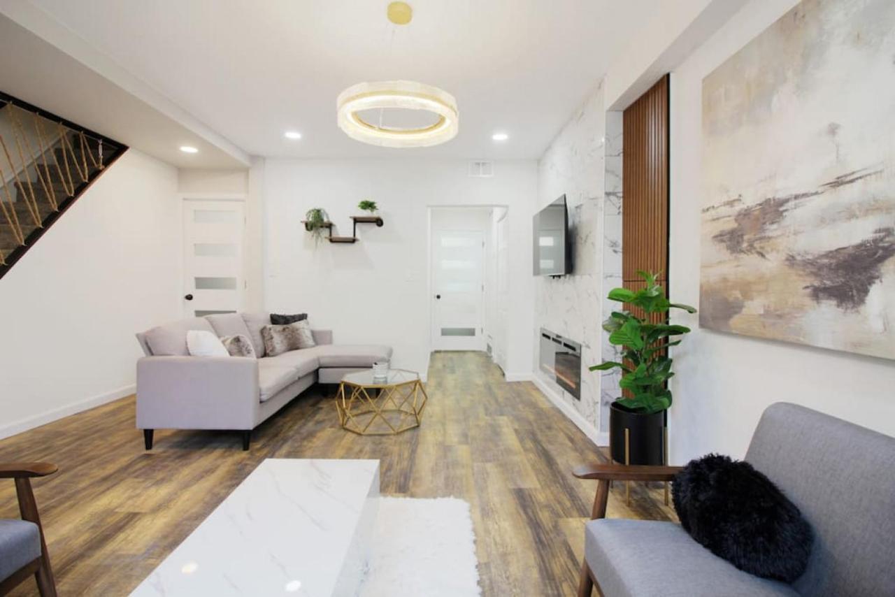 Butler House Penthouse 3br Fireplace Apartment