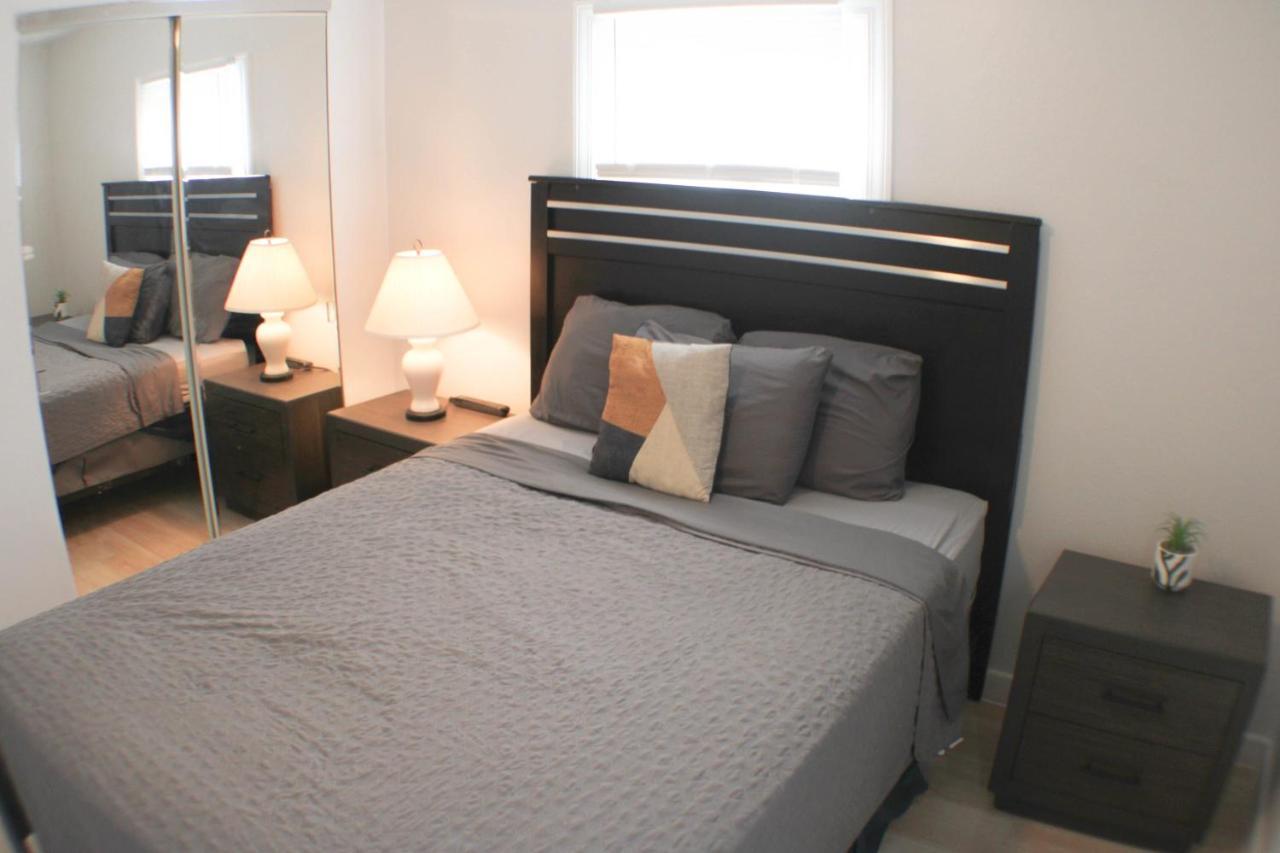 Apartment 3 Bedroom Southside Pad - Sleeps 8 - Amazing Location