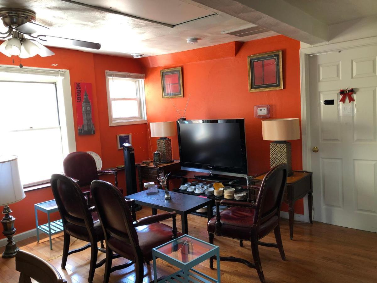 Guest house Highland Park *