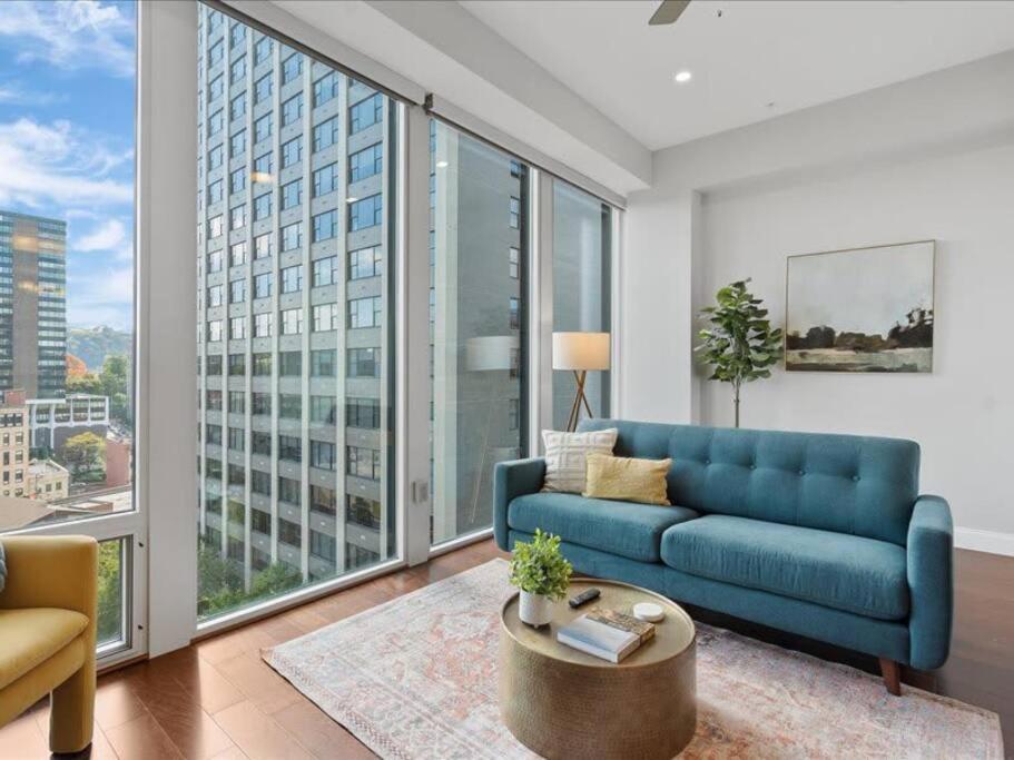 Apartment Cozysuites Dream 1br, Ppg Paints Arena, Pitts
