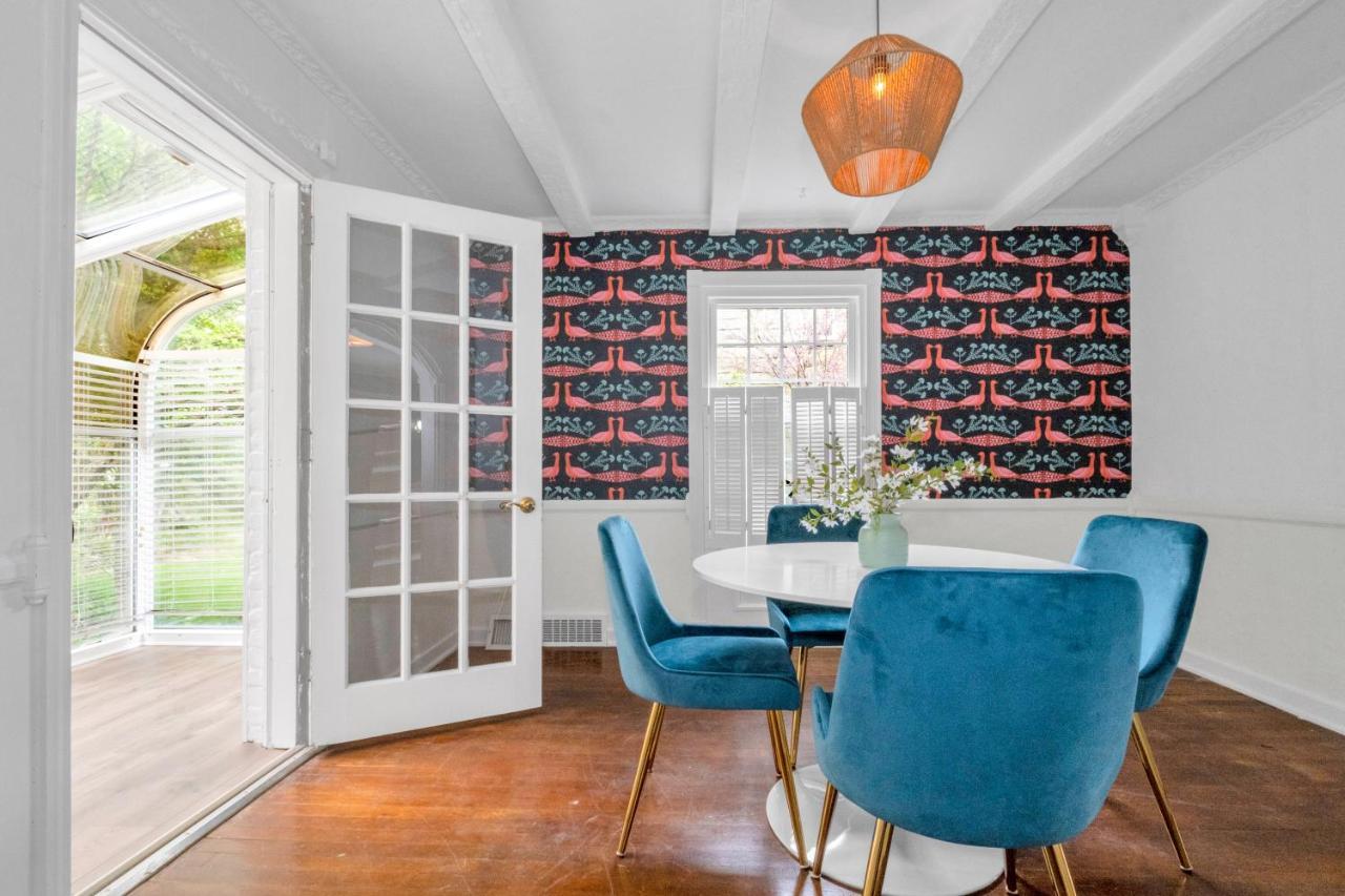 Brand New, Renovated Urban Oasis With Plenty Of Parking Casa de férias *