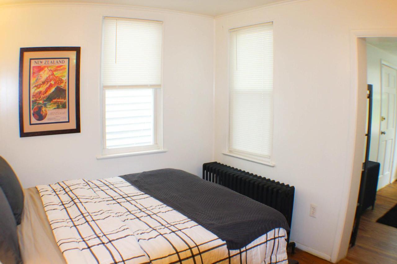 Urban Oasis - 3br 2ba - View- Private Parking * Pittsburgh