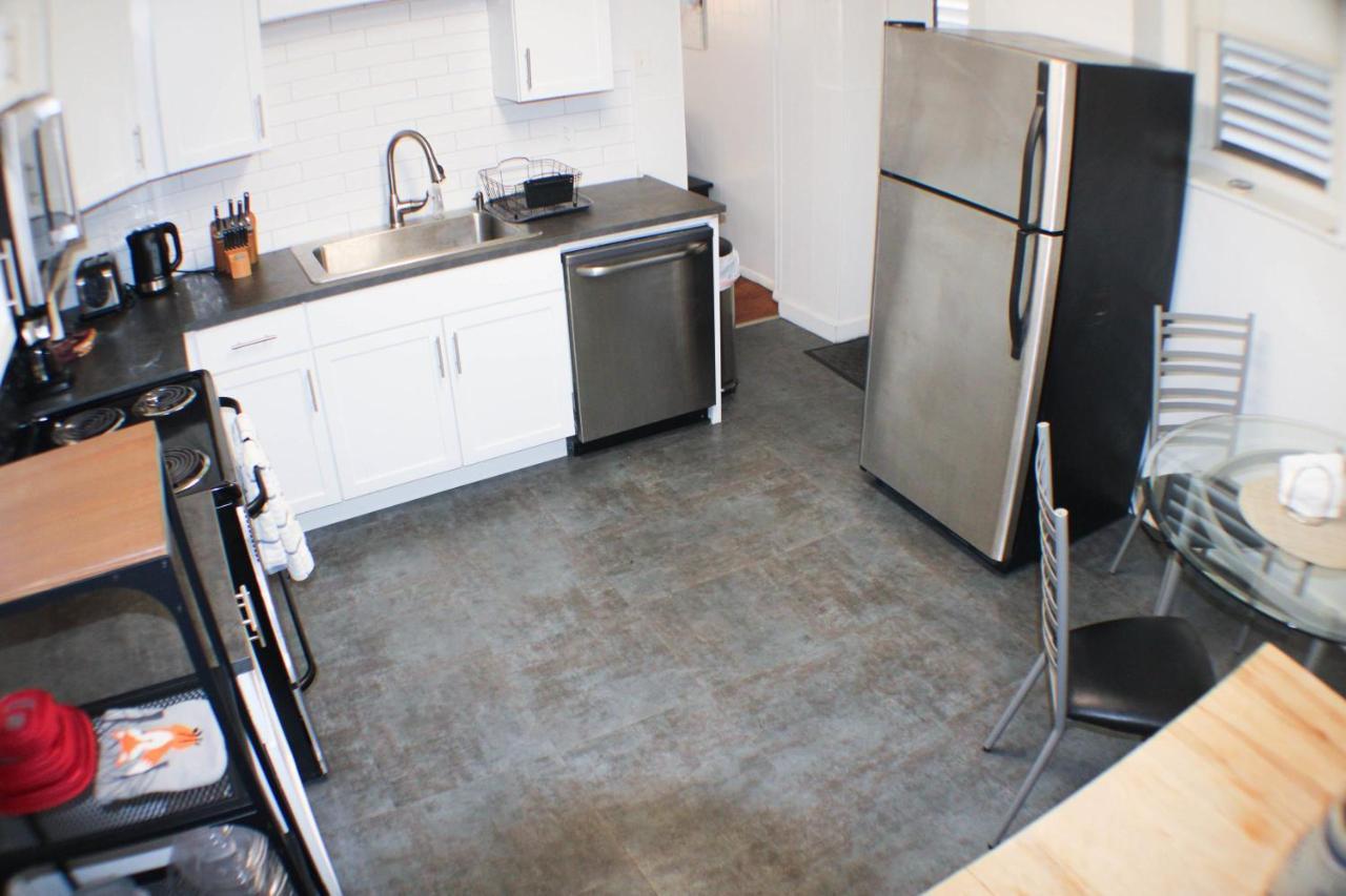 Urban Oasis - 3br 2ba - View- Private Parking Pittsburgh