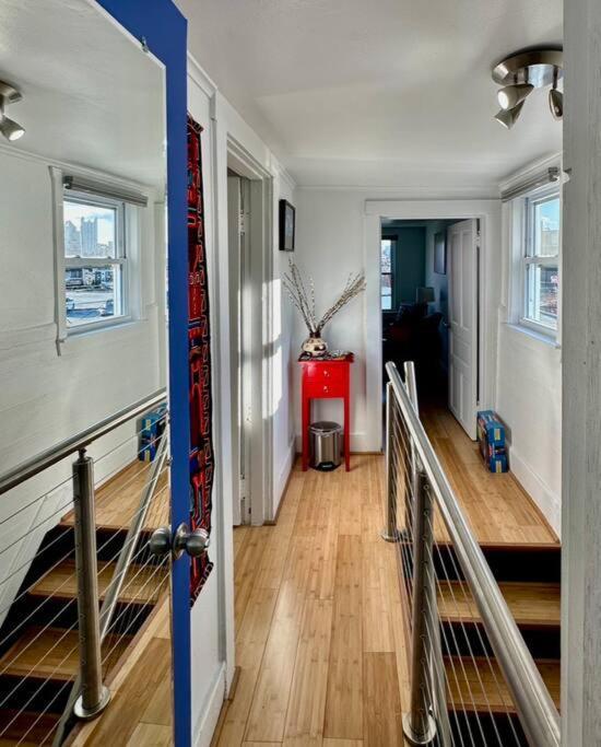 Apartment Unique Artsy 2 Bdrm 1.5 Mi From Downtown Pittsburgh