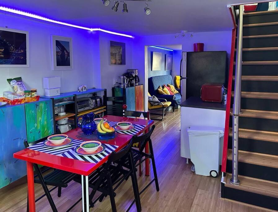 Apartment Unique Artsy 2 Bdrm 1.5 Mi From Downtown