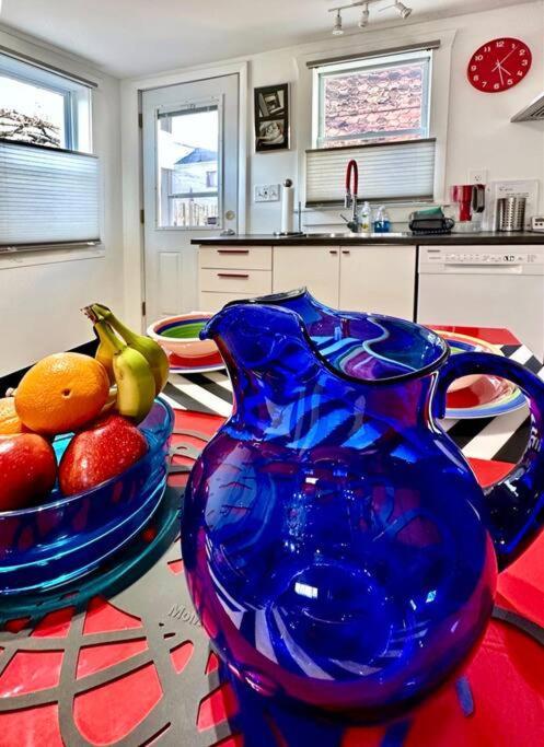 Apartment Unique Artsy 2 Bdrm 1.5 Mi From Downtown