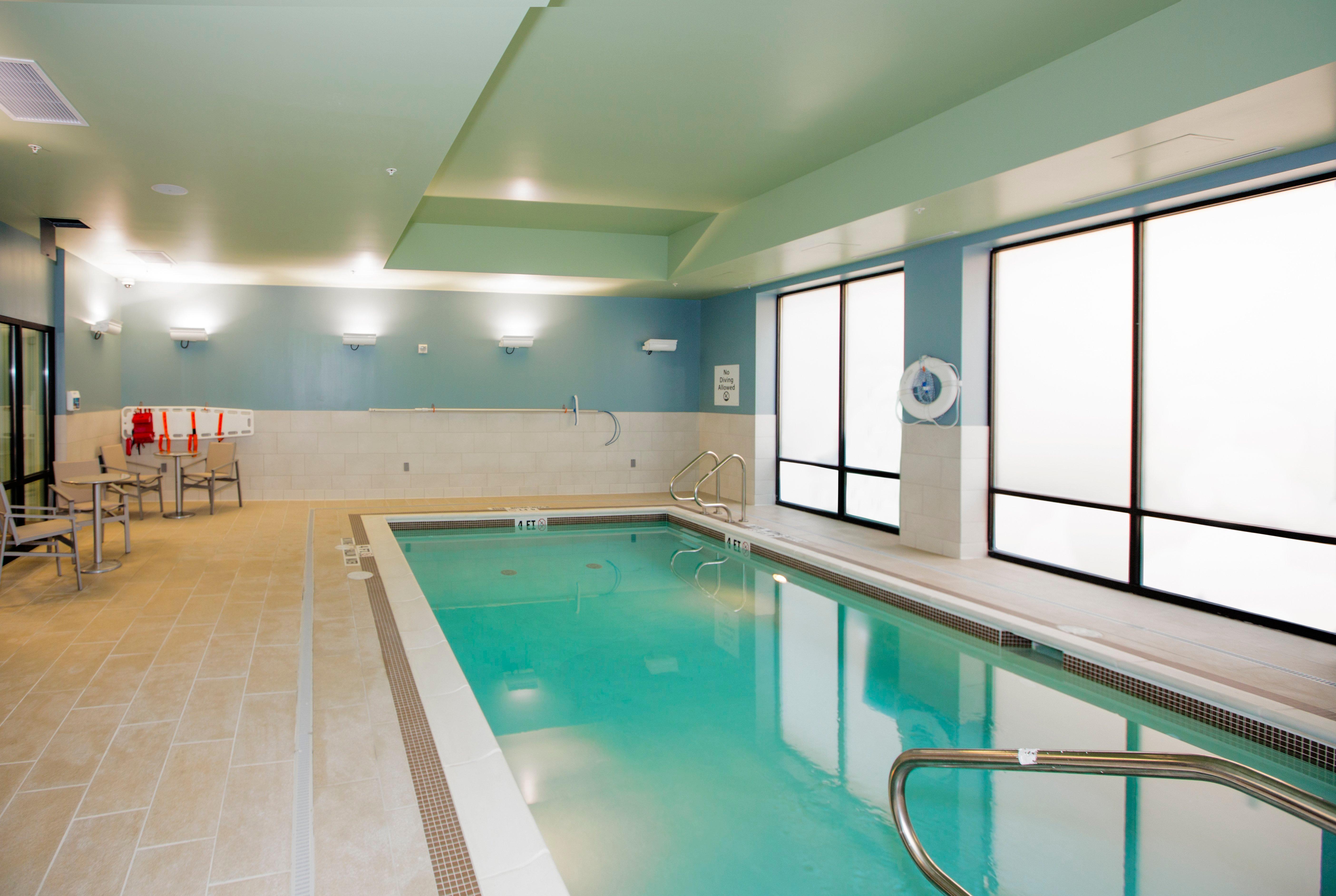 Express & North Shore By Ihg