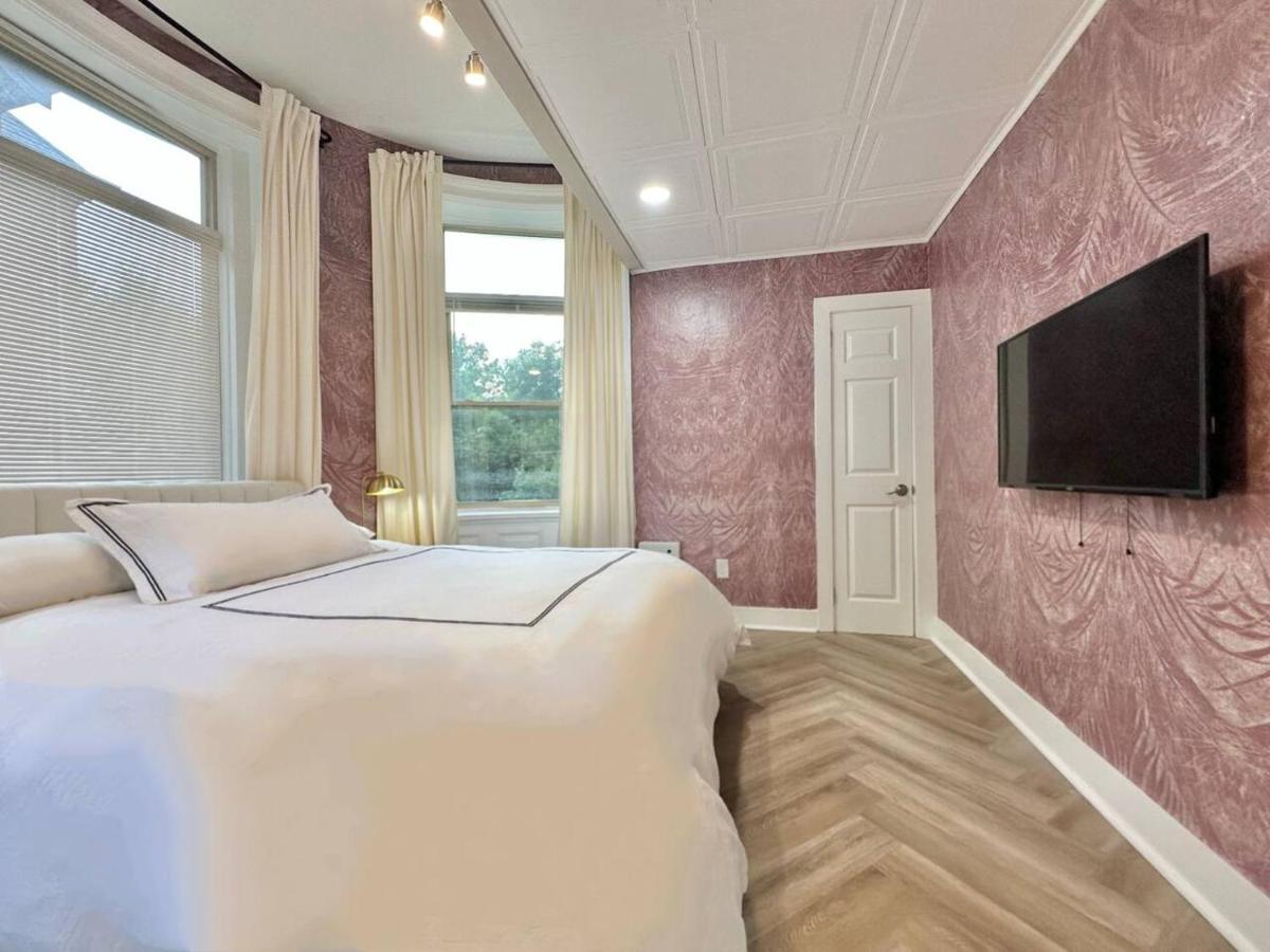The Elliott At Highland Park By Luxe Pgh *