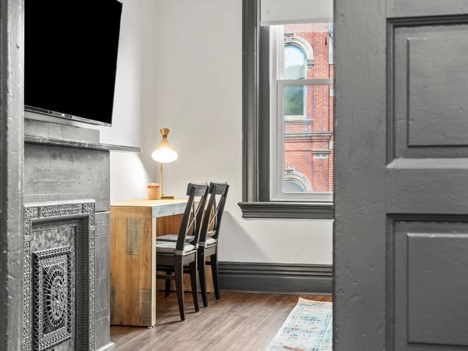 Luxury And Stylish 2bedroom On Carson, South Flats, * Pittsburgh