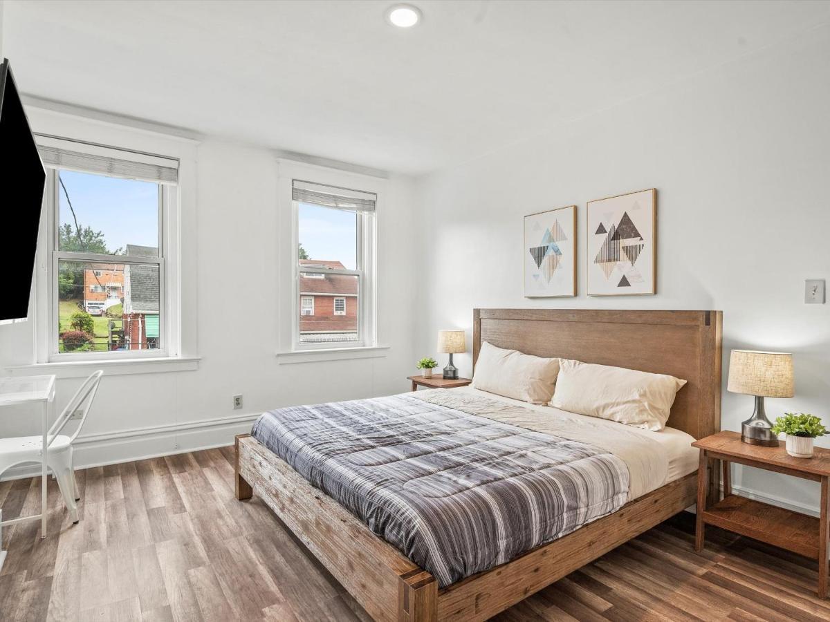 Oakland/university @d Modern And Spacious Private Bedroom With Shared *
