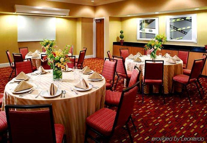 Hotel Courtyard By Marriott Downtown