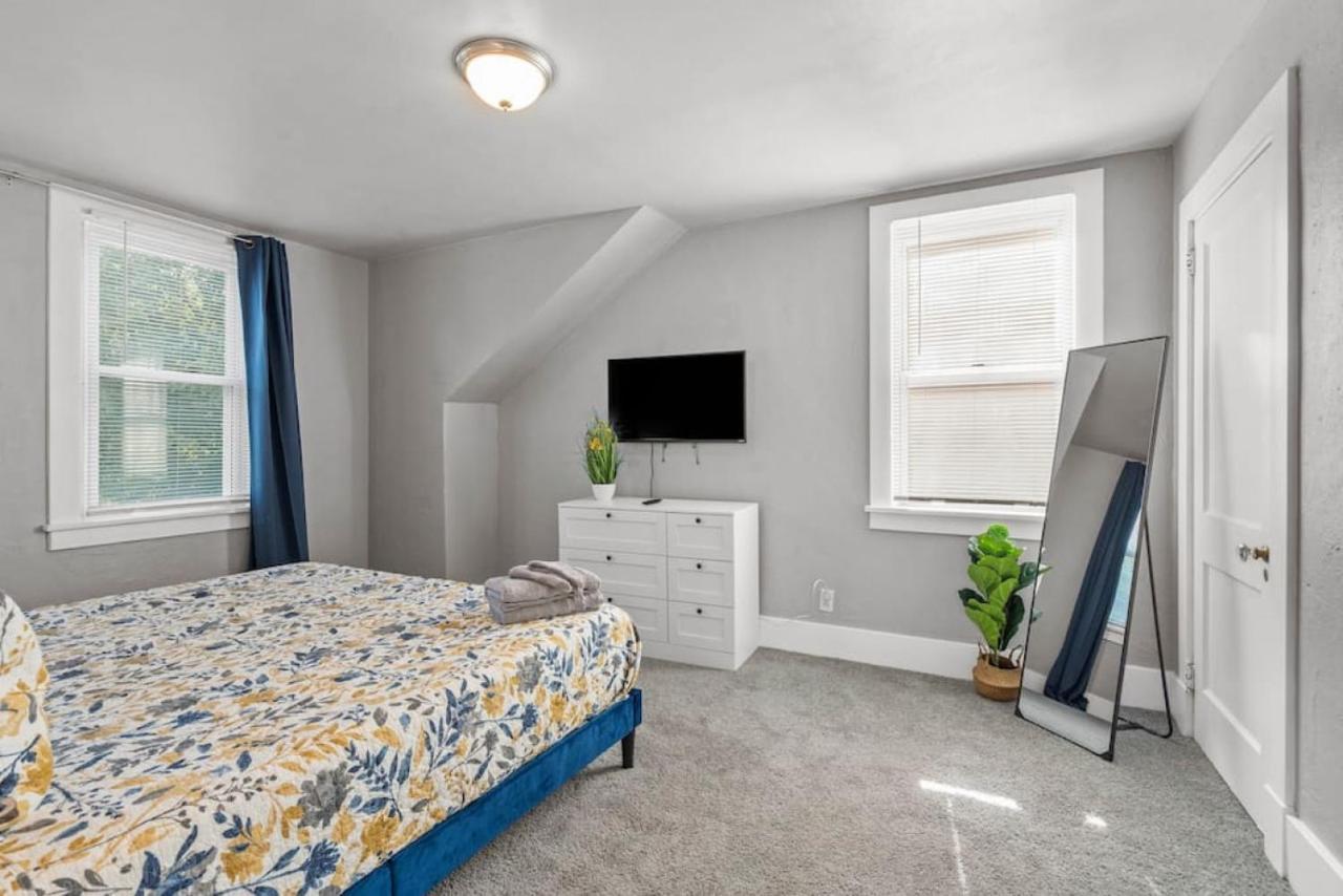Ferienhaus Brand New, Private Parking, Stylish 3bedroom House Pittsburgh