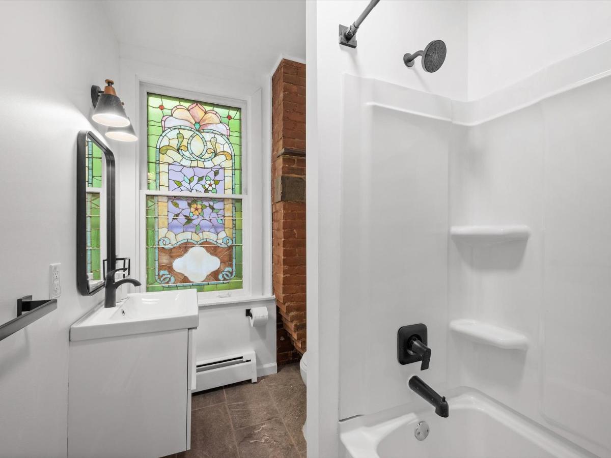 Shadyside, Pittsburgh, Modern And Cozy 1 Bedroom Unit3 With Free Parking *