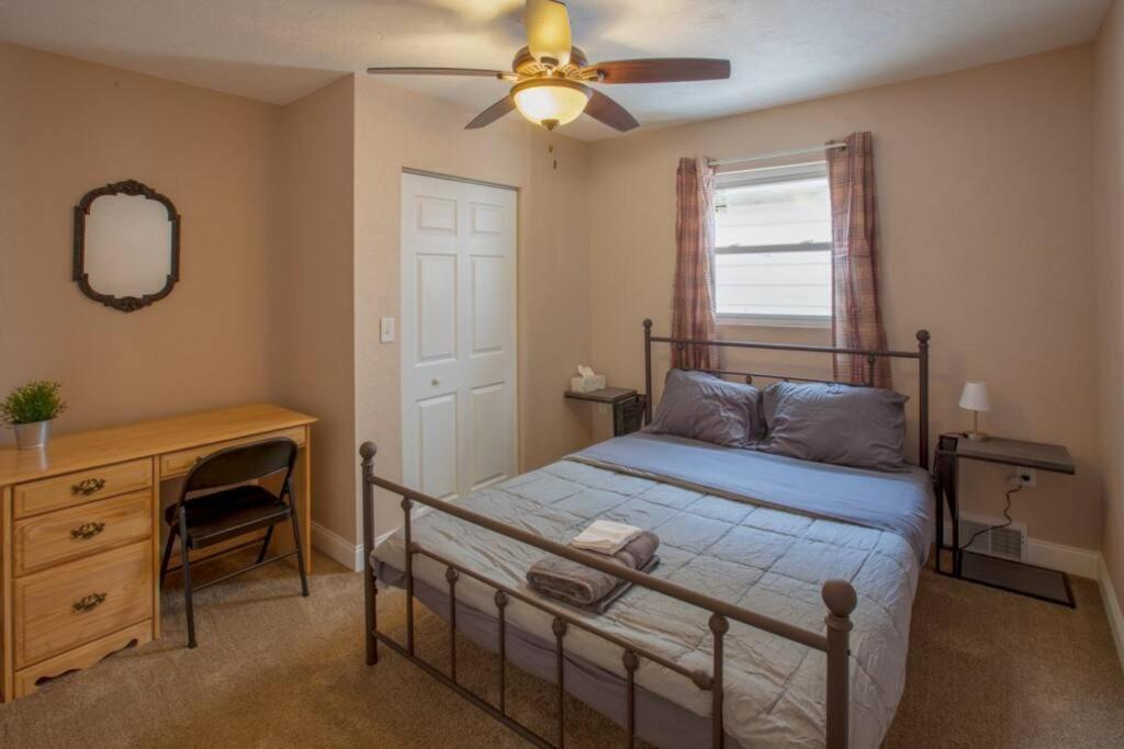 Stunning Living Open Floor Plan * Pittsburgh