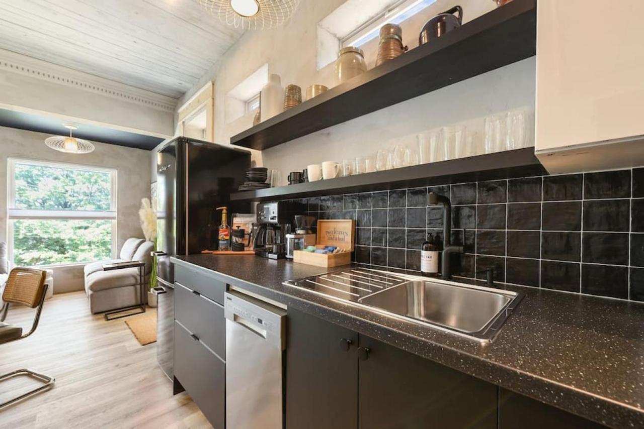 The Ridgway - 2 Apts In 1 - Great Privacy, Beautiful Space Holiday home *