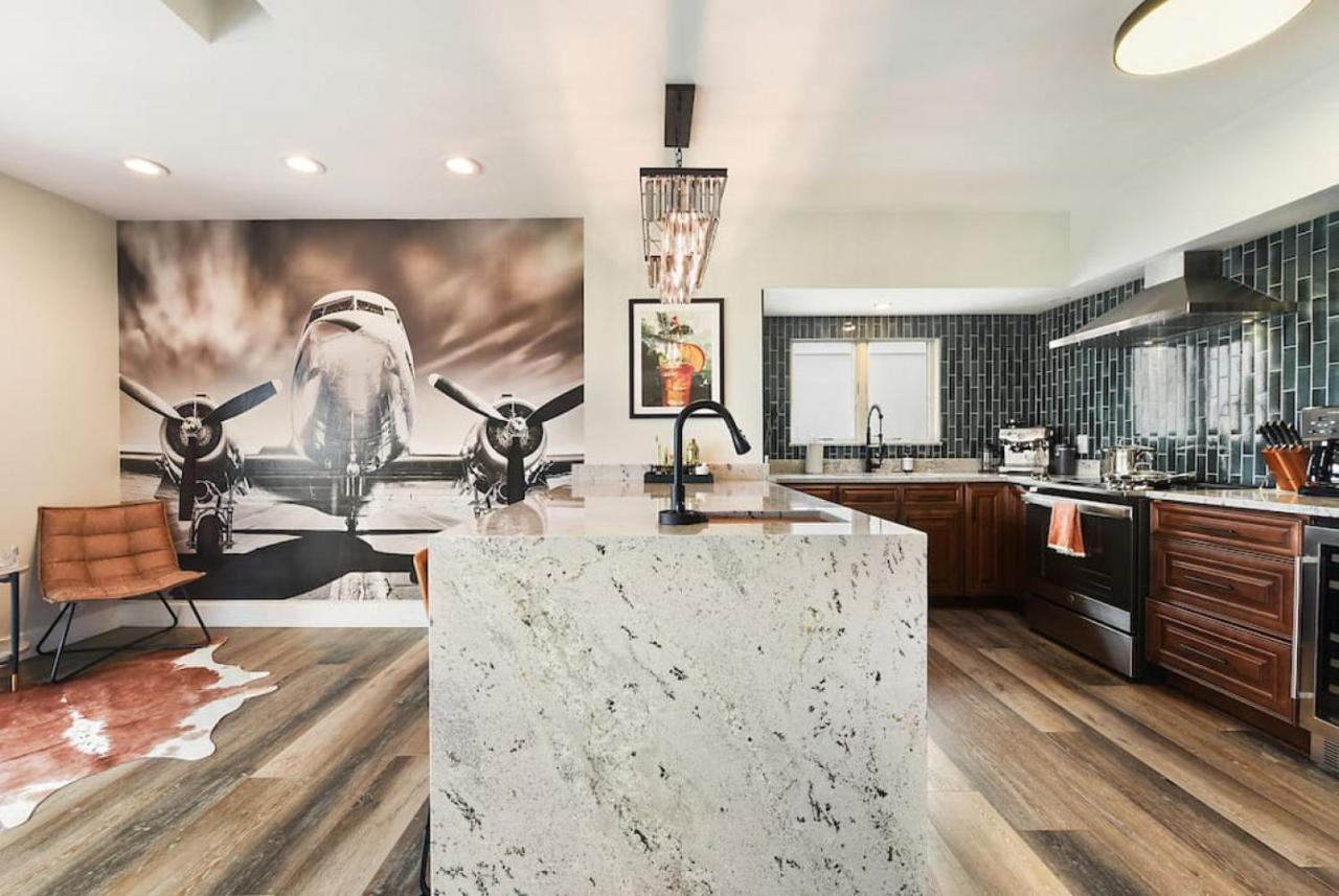 The Grandview Penthouse - Sweeping Views *