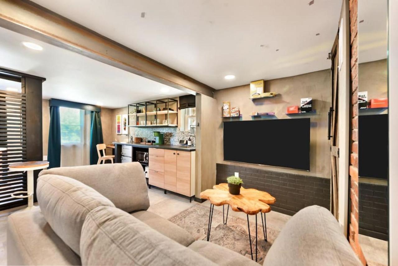 The Ridgway - 2 Apts In 1 - Great Privacy, Beautiful Space Pittsburgh