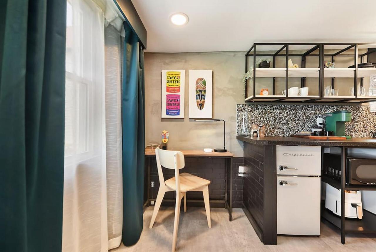 The Ridgway - 2 Apts In 1 - Great Privacy, Beautiful Space * Pittsburgh