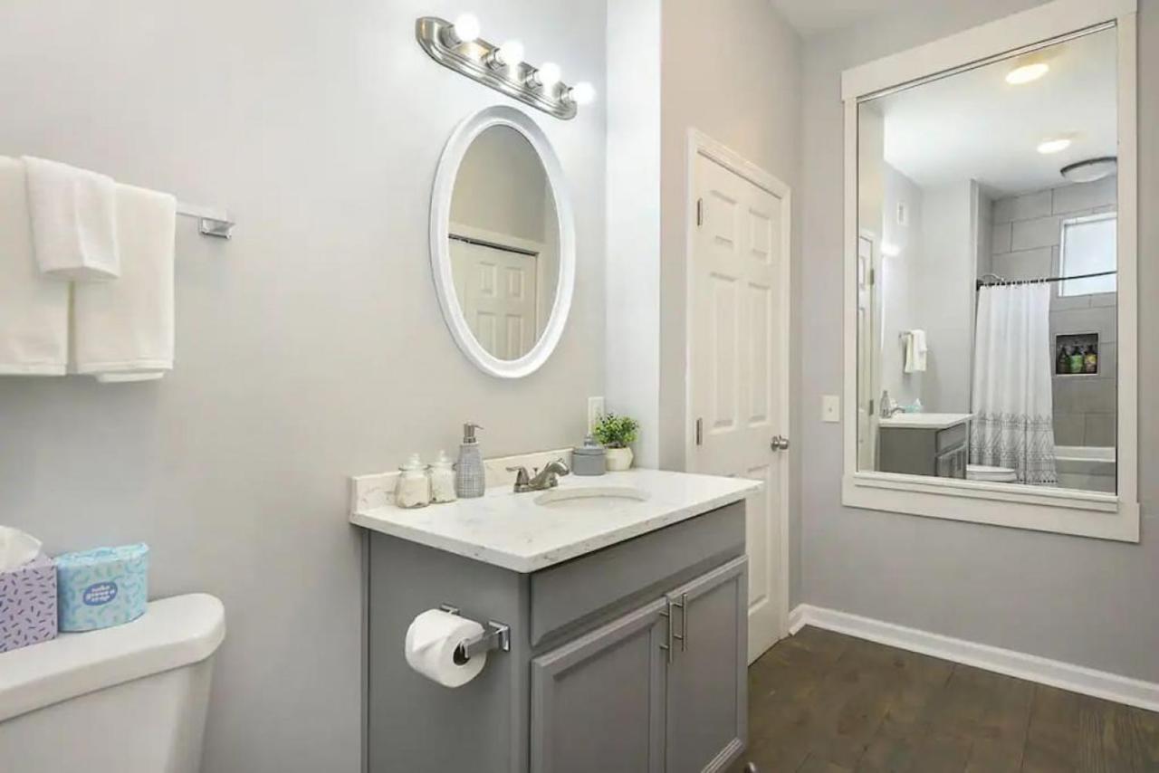 Holiday home The Full - Great For Groups, 3 Separate Apts., Free Parking Pittsburgh