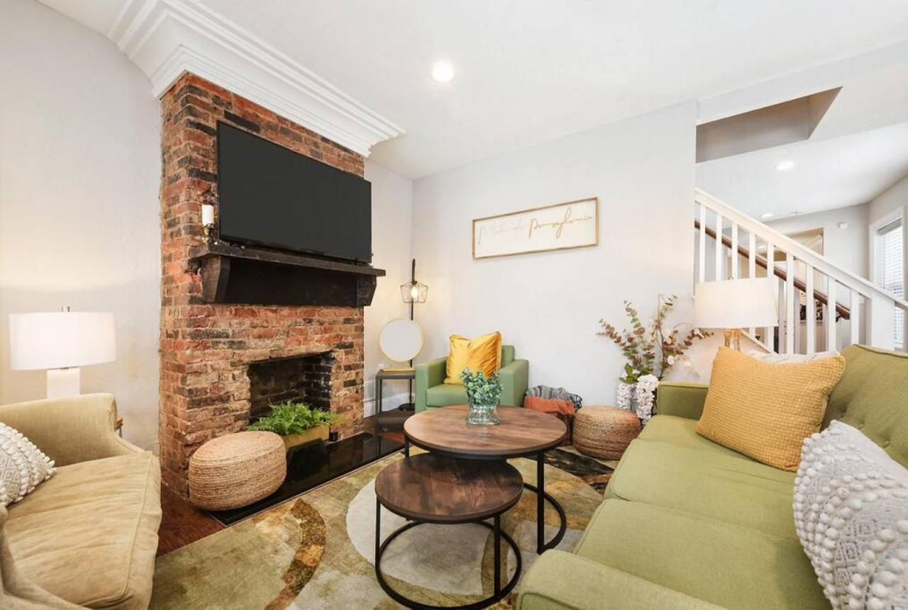 Holiday home The Carnegie - Sauna, Vibes, 1 Block From Butler *