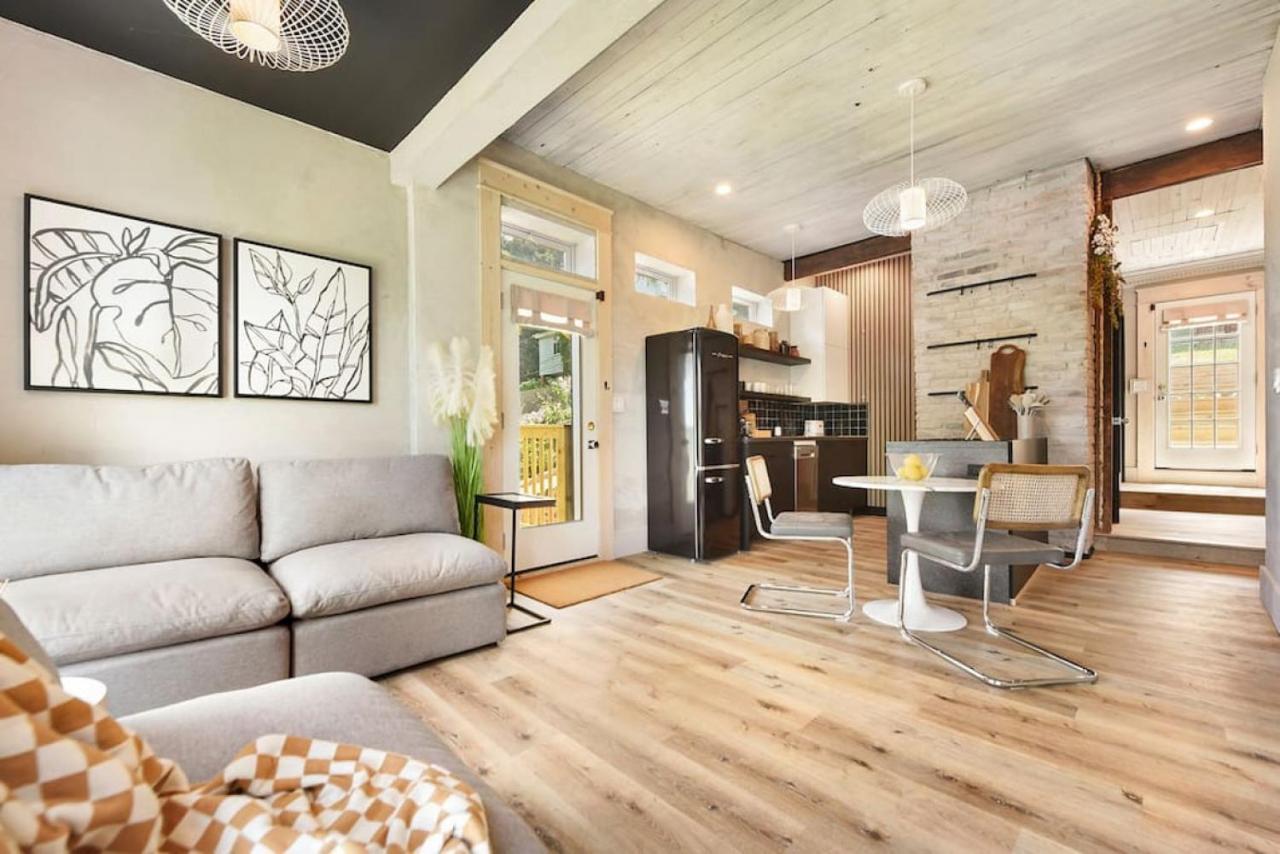 The Ridgway - 2 Apts In 1 - Great Privacy, Beautiful Space Holiday home