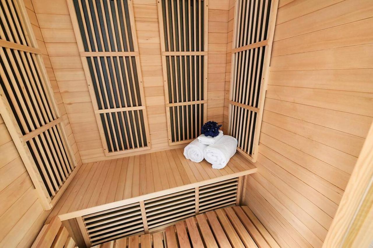 The Carnegie - Sauna, Vibes, 1 Block From Butler Holiday home Pittsburgh
