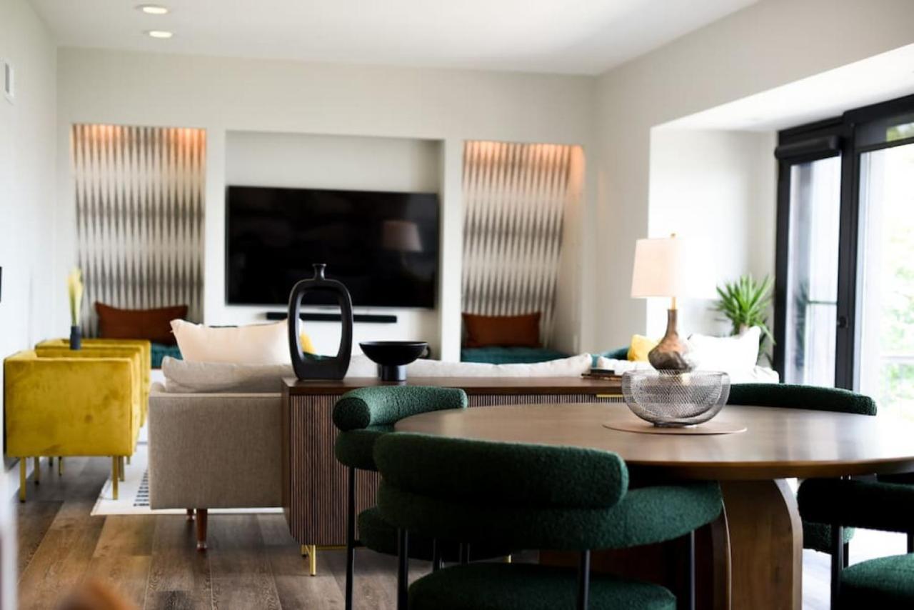 The Grandview Penthouse - Sweeping Views