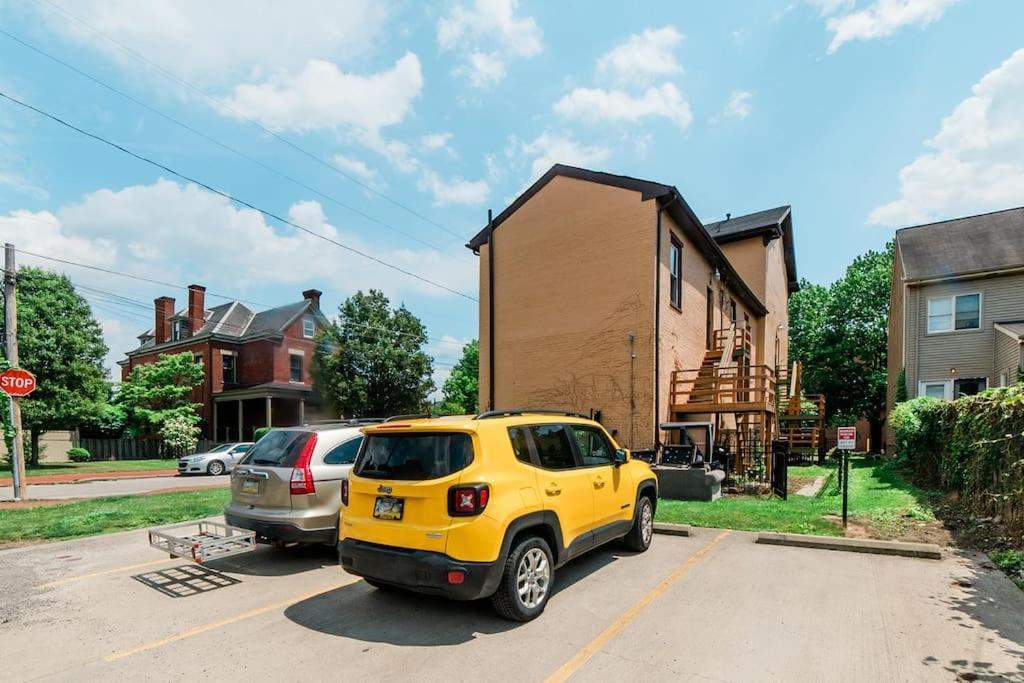 Comfortable And Walkable - Off-street Parking Apartment *