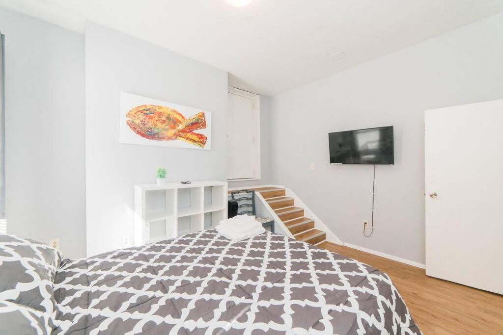 Apartment Parking - Walkable - Groupstays - Washer